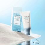 ⁦واقي شمس سنتيلا هيالو سيكا واتر فيت سيروم من سكين 1004 SPF50+ - 50 مل⁩ - الصورة ⁦4⁩