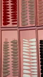 ⁦كيسة المفاجئات الخاصة بالمكياج 🛍️💄⁩ - الصورة ⁦4⁩